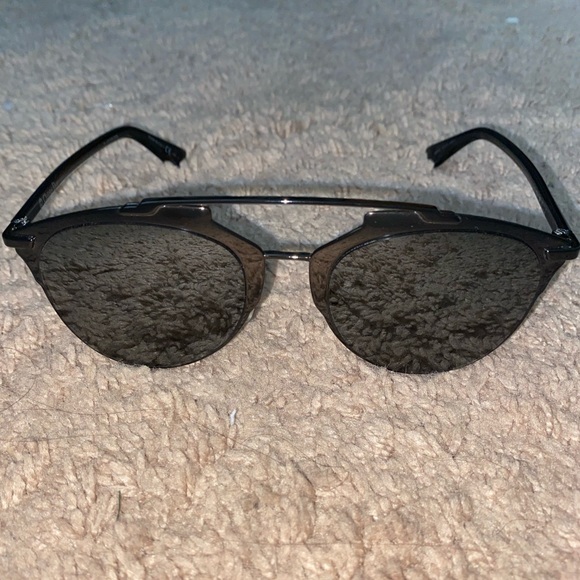 Dior reflected - black frame with a gray lens - Picture 2 of 5